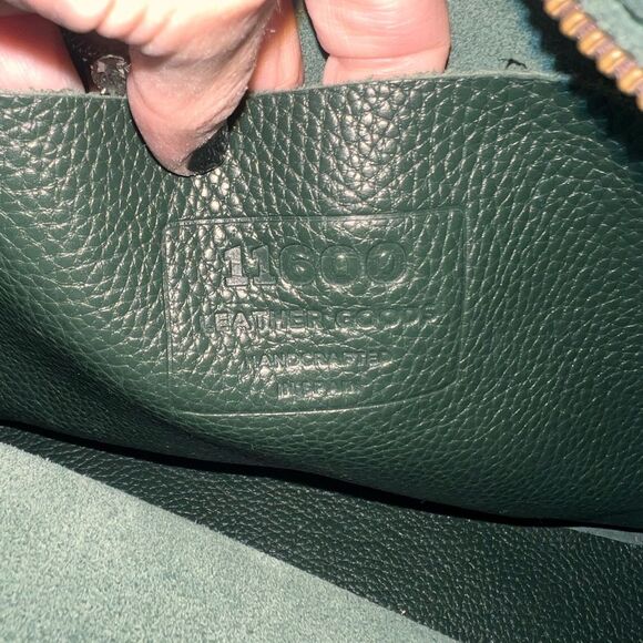 Calma 11 600 Full Grain Leather Crossbody Bag Dark Green Spain Large EUC - Picture 7 of 8